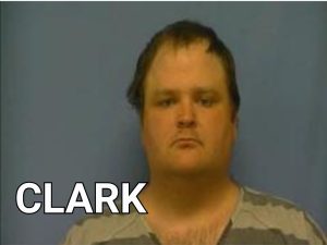 Benton man arrested on 940 charges of child porn