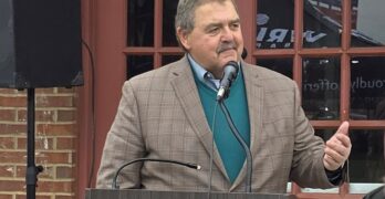 Tom Farmer announces he seeks to continue service as Benton mayor
